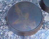 Wagner Ware Sidney -O- 11 cast iron skillet c n 1061a