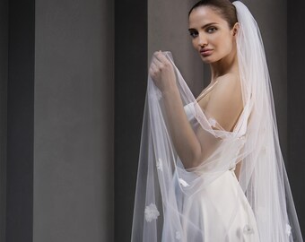 Cathedral 3D Flower Wedding Veil, Romantic Bridal Tulle Veil with Comb