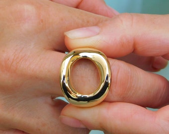 Circle statement ring, Large circle ring, Wide ring gold, Chunky ring gold, Rings for Women, Minimalist ring, O ring, Cocktail ring gold