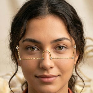 Biżuteria Polki Spectacle Facelet \ Awangardowy druciany dodatek do twarzy \ Okulary z wyrazistym wzorem \ Biżuteria z kamieniami szlachetnymi