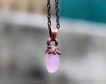 Rose Quartz Copper Pendant, Raw Gemstone Locket (22x9 mm)