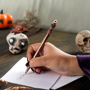 Caneta de cabeça de caveira de terror \ Caneta de Halloween \ Caneta de escritório \ Caneta de luxo \ Caneta exclusiva \ Canetas recarregáveis \ Canetas esferográficas \ Caneta de cabeça de caveira \ Caneta assustadora