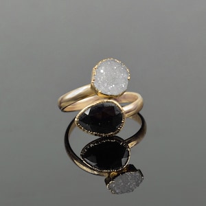 Black Onyx And White Druzy Gemstone Ring \ Multi Gemstone Ring \ Open Ring \ Brass Ring \ Handmade Jewelry \ Gifts For Her \ Dainty Ring