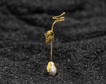 Natural Pearl Ear Climber - Leaf Ear Cuff (Single)