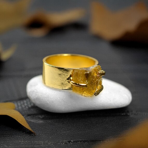 Promise Ring With Interlocking Hearts And 2 Birthstones - PaulaMax Jewelry