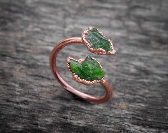 Natural Rough Emerald Ring \ Raw Emerald birthstone ring \ Gemstone jewelry \ Raw emerald jewelry \ Raw Emerald Ring \ May Birthstone Ring