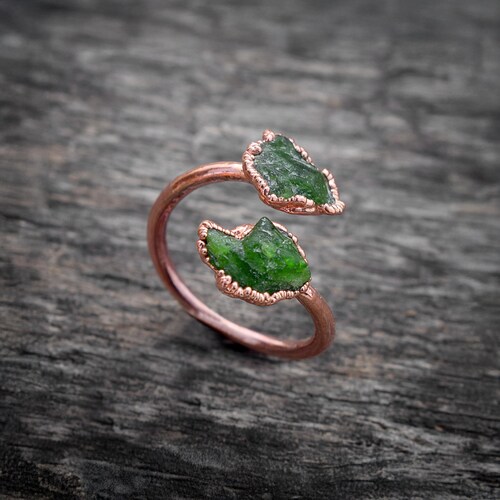Natural Rough Emerald Ring \ Raw Emerald birthstone ring \ Gemstone jewelry \ Raw emerald jewelry \ Raw Emerald Ring \ May Birthstone Ring