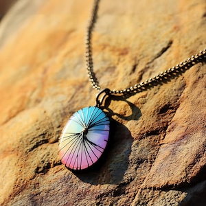 Rainbow Aura Quartz Necklace \ Pendant Necklace \ Iridescent Necklace \ Statement Jewelry \ Wire Wrapped Necklace \ Gemstone Necklace