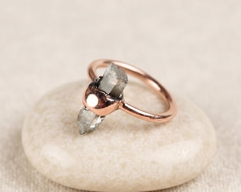 Crystal Quartz Copper Ring - Stone Pencil Design - Handmade Gemstone Jewelry - Anniversary Gift