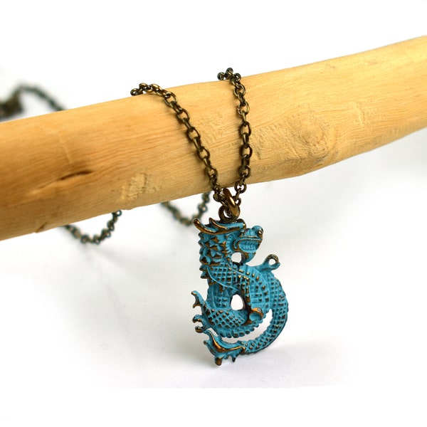 Beautiful Metal Dragon Design Necklace \ Patina Necklace \ Charms Pendant \ Patina Pendant \ Dainty Necklace \ Gifts for Her \ Tiny Necklace