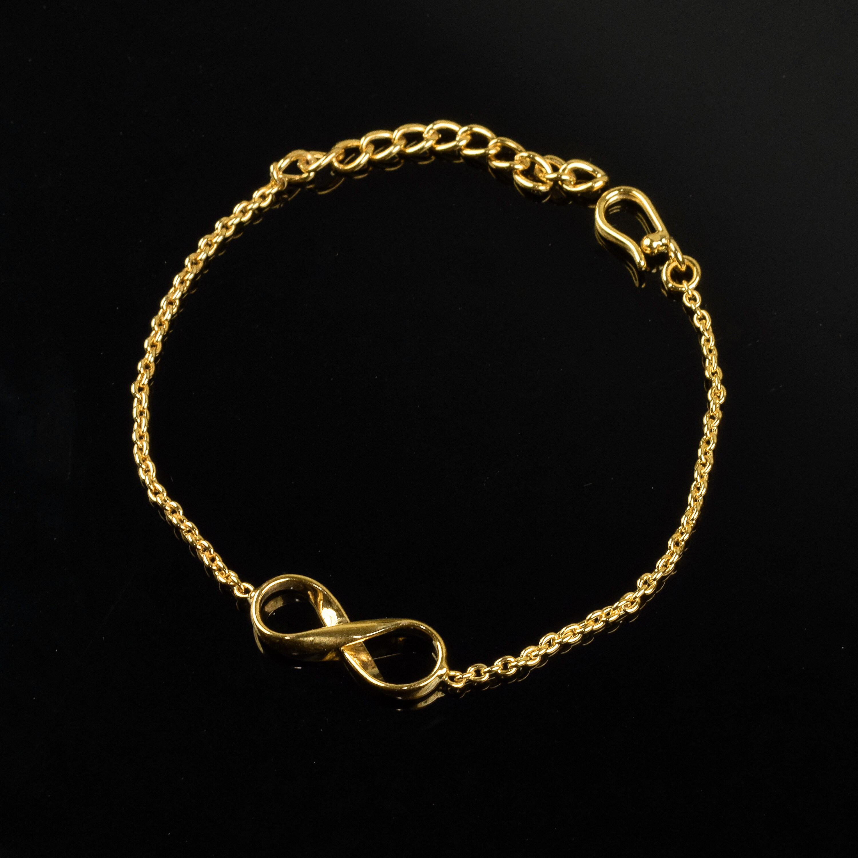 Infinity Designed Chain Bracelet Gold Plated Bracelet Infinity Designed Chain Bracelet Gold Plated Bracelet