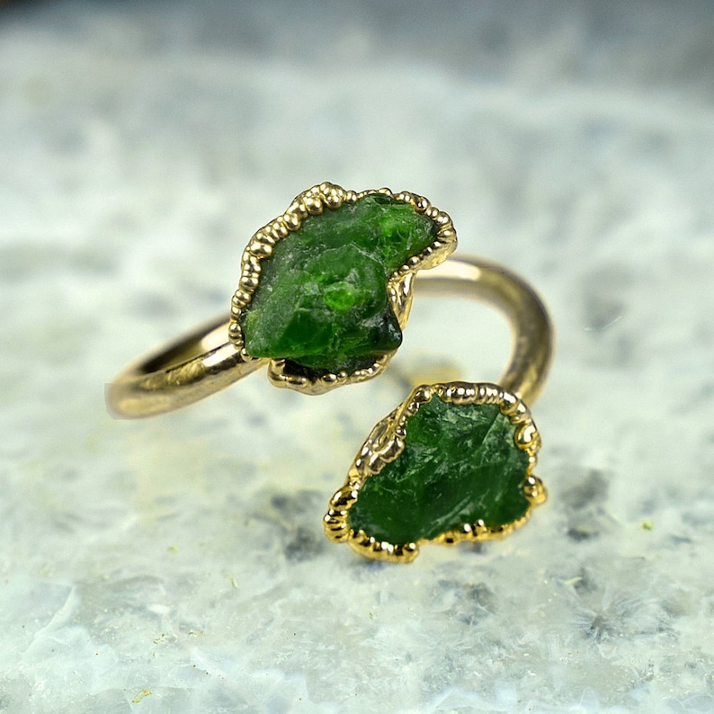 Natural Rough Emerald Ring Raw Emerald birthstone ring Gemstone jewelry Raw emerald jewelry Raw Emerald Ring May Birthstone Ring Gold Polish