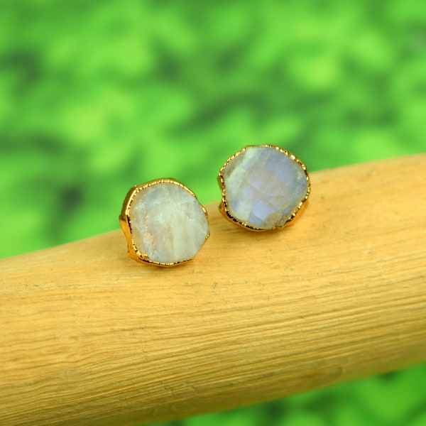 Natural Moonstone Gemstone Stud Earrings \ Cartilage Earrings \ Handmade Earrings \ Wedding Earrings \ Tiny Earrings \ Push Back Earrings