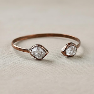 Bransoletka mankietowa z diamentami i miedzią Herkimer, surowy kryształ