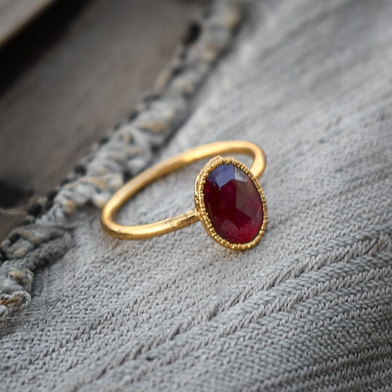 Mid-Victorian Garnet 5-Stone Ring – Butter Lane Antiques