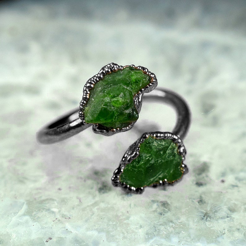 Natural Rough Emerald Ring Raw Emerald birthstone ring Gemstone jewelry Raw emerald jewelry Raw Emerald Ring May Birthstone Ring Black Polish