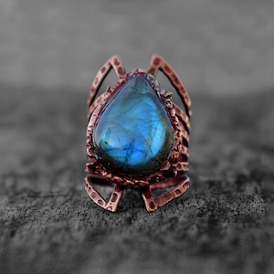 Natural High Fire Labradorite Gemstone Ring \ Spider Ring \ Statement Ring \ Unique Rings \ Handmade Jewelry \ Vintage Rings \ Womens Ring