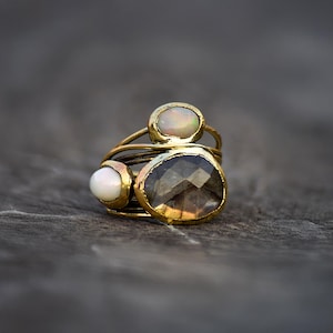Natürlicher Labradorit Ring ~ Feueropal Ring ~ Drahtring ~ Edelstein Ring ~ Geschenke für Mutter ~ Ringe für Frauen ~ Stapelbarer Ring ~ Ehering