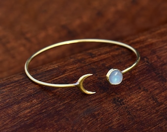 Natural Rainbow Moonstone Bangle \ Cuff Bangle \ Open Bangle \ Wedding Bangle \ Bohemian Bracelet \ Gemstone Bangle \ Adjustable Bangle