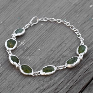 Bracciale con pietra preziosa verde peridoto naturale \ Bracciale vintage \ Bracciale a catena \ Bracciale regolabile \ Bracciale per lei \ Bracciale minimalista