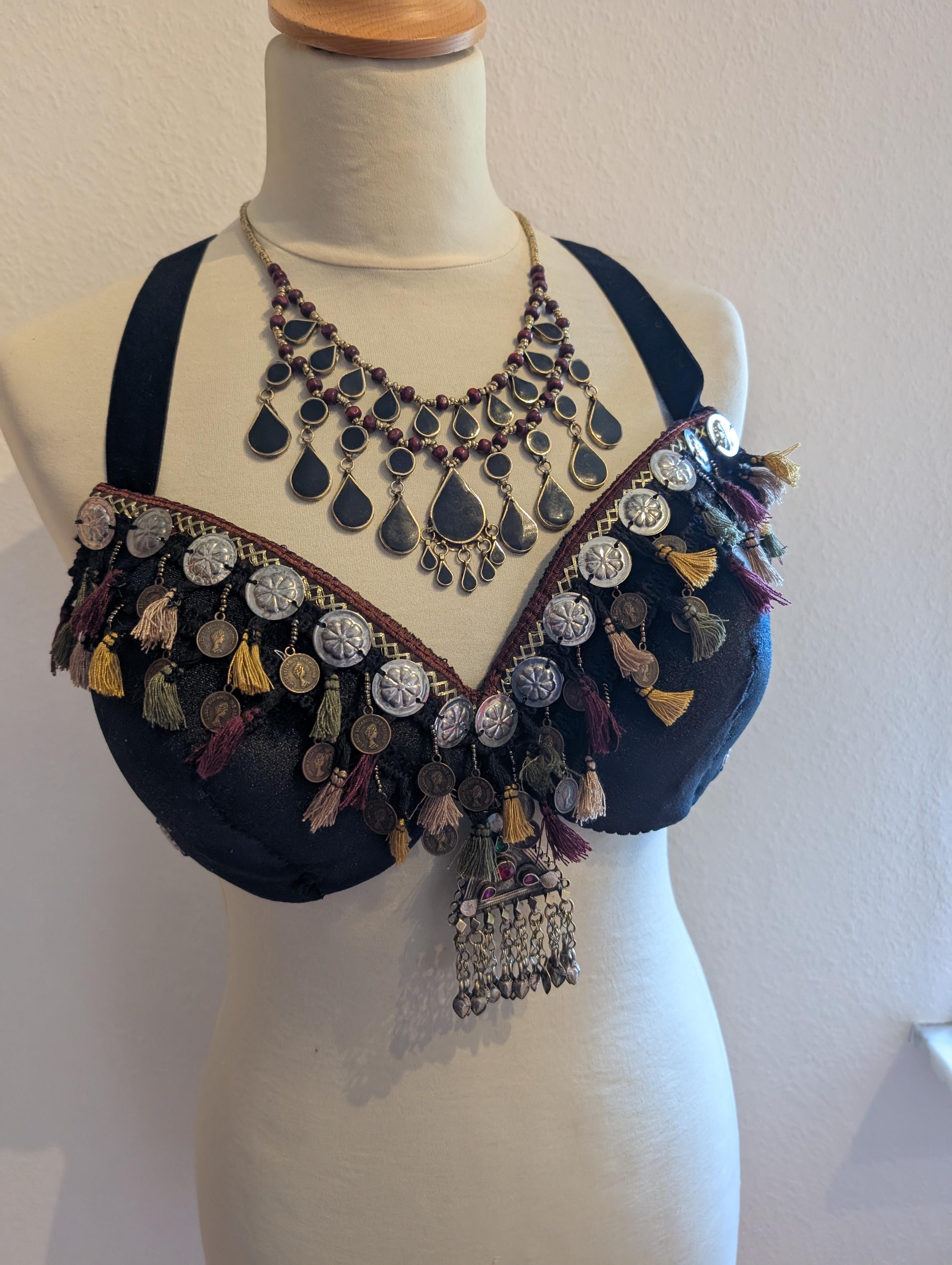 Ats tribal fusion - Etsy 日本