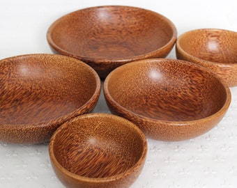 Coconut wood bowls - 5 sizes