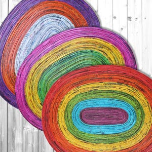 Tovaglietta per giornali - ovale; 8 colori