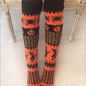 Halloween Woman Knee Socks Pattern, Knitting Pattern, Halloween Costume Pattern, Black and Orange Pumpkin Socks image 5