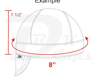 Peut inclure: Un bonnet blanc avec une hauteur de 7 1/2 pouces et une circonférence de 8 pouces. Le bonnet a une couture au centre du haut et une couture autour du bord inférieur. Le bonnet est fait d'un tissu doux et respirant.