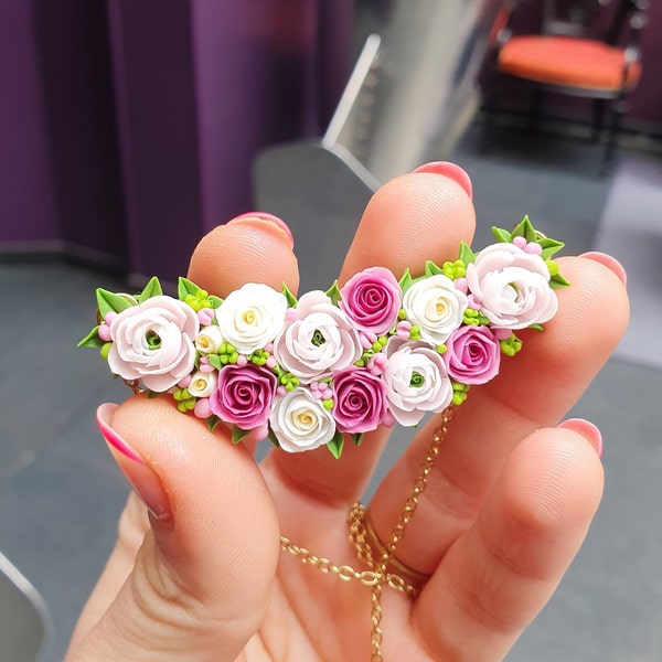 COLLIER DE FLEURS