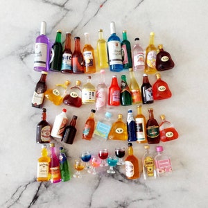 8pc Miniature Wine Beer Bar Drinks