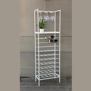 Free-Standing Steel Wine Rack – Modern Metal Wine Storage Shelf – Industrial Bottle Holder – Powder-Coated Wine Display Stand