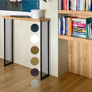 Smalle consoletafel: smalle tafel met moderne ijzeren poten