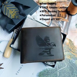 Personalisiertes Geburtstagsgeschenk für Ihn, Abschlussgeschenk, Graviertes Echtleder Portemonnaie in Schwarz, Geschenkbox Portemonnaie, Bräutigam Portemonnaie