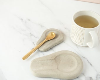 Concrete spoon tray, Concrete spoon rest available in two sizes, kitchen spoon dish, cooking spoon rest, tea spoon tray, tea bag tray
