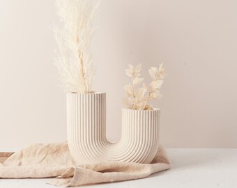 White concrete U shaped vase, shelf vase, white vase, double vase, simple concrete vase, perfect with dried flowers