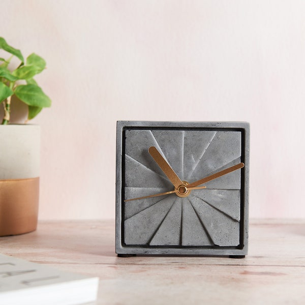 Minimalist Concrete Clock || Desk Concrete Clock