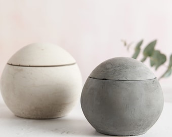 Spherical Concrete Pot with Lid: Minimalist Home Decor