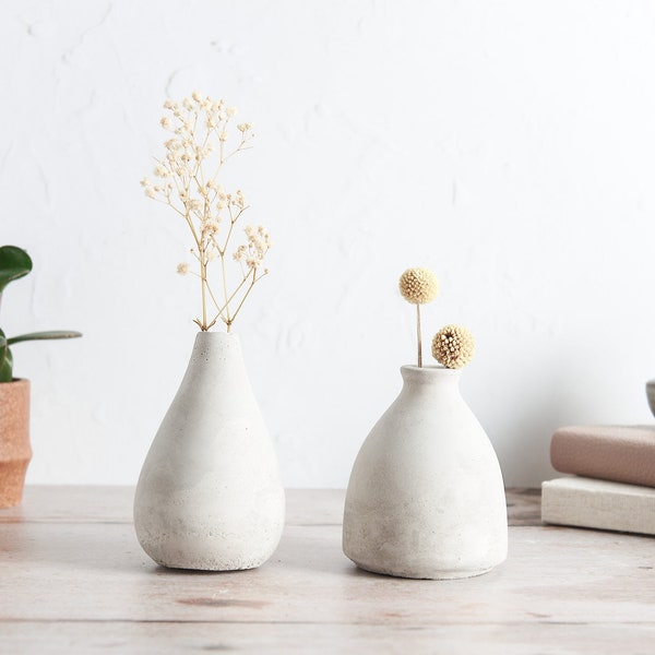 Minimal Concrete Bud Vases, simple dried flower vases, available in two styles and several colours, perfect as a Christmas gift (EDVS2)