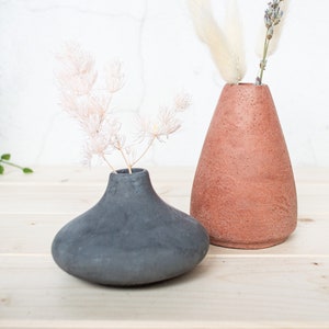 Minimal Concrete Bud Vases, simple dried flower vases, available in two styles and several colours, perfect as a housewarming gift EDVS1 image 8