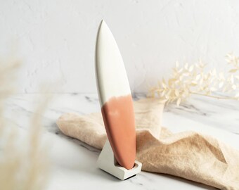 Stylish Surfboard Display Piece - Ideal Gift for Surf Lovers
