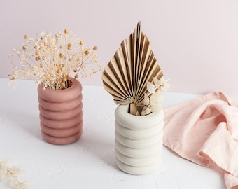 Round Ridged Concrete Vase - Textured Design for Faux or Dried Flowers
