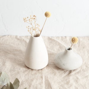 Minimal Concrete Bud Vases, simple dried flower vases, available in two styles and several colours, perfect as a housewarming gift EDVS1 image 2