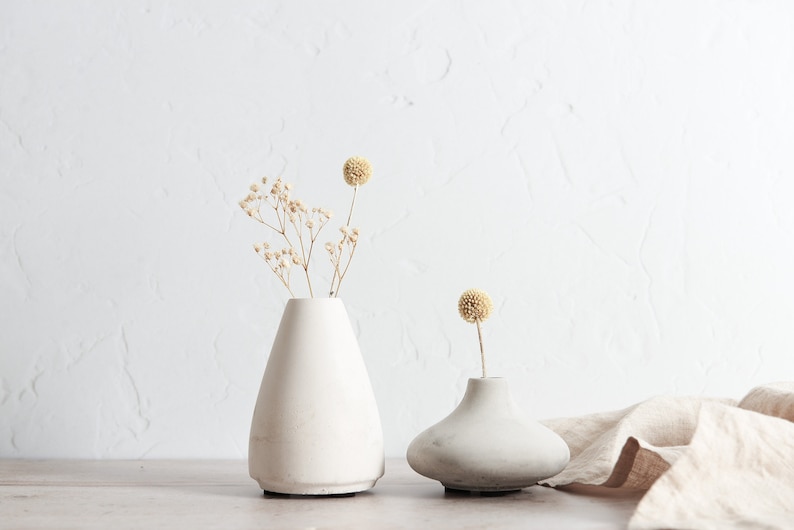 Minimal Concrete Bud Vases, simple dried flower vases, available in two styles and several colours, perfect as a housewarming gift EDVS1 Raw Concrete (Grey)