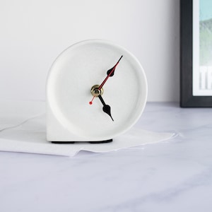 Round minimal concrete clock, modern desk clock, perfect for the office or mantlepiece image 6