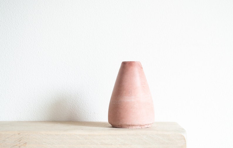 Minimal Concrete Bud Vases, simple dried flower vases, available in two styles and several colours, perfect as a housewarming gift EDVS1 Pink Concrete