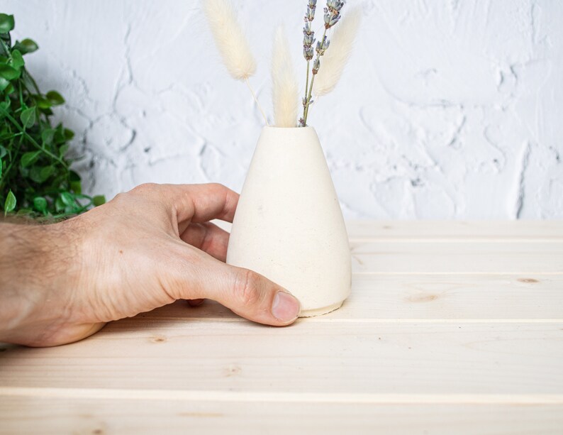 Minimal Concrete Bud Vases, simple dried flower vases, available in two styles and several colours, perfect as a housewarming gift EDVS1 image 9