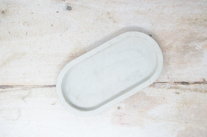 Oval concrete tray, handmade tray perfect storage for trinkets, candles or keys and a great present image 5