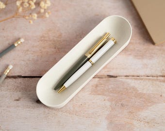 Oval Shaped Pen / Pencil Tray