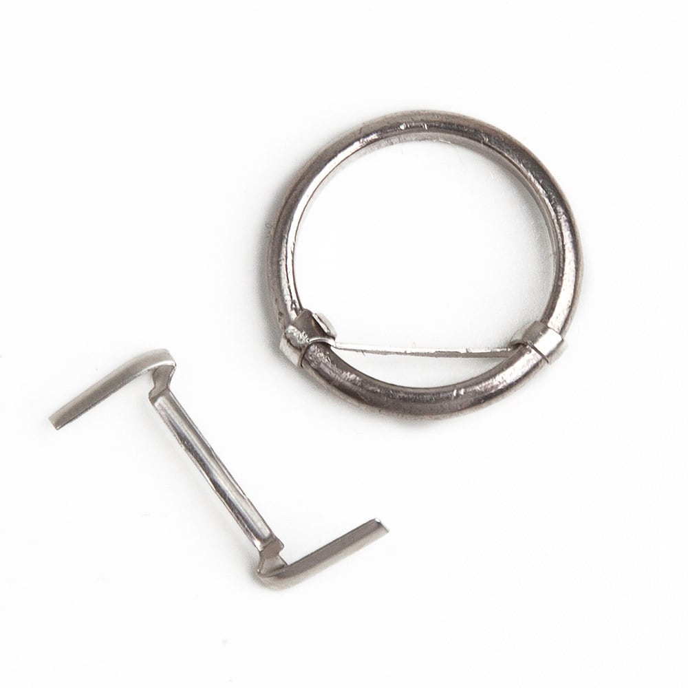 Ring Size Adjuster | Men's Silver Ring Guard | White Gold Filled | 1 Sizer  (00610S)
